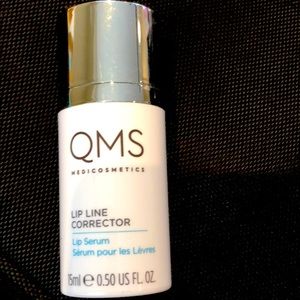 QMS medicosmetics Lip Line Corrector serum